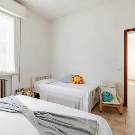 Casa Relax Con Parcheggio E Jacuzzi , Vicino Al Mare E Al Centro Apartment