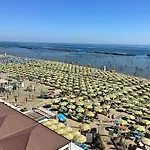 Casa Relax Con Parcheggio E Jacuzzi , Vicino Al Mare E Al Centro Bellaria-Igea Marina