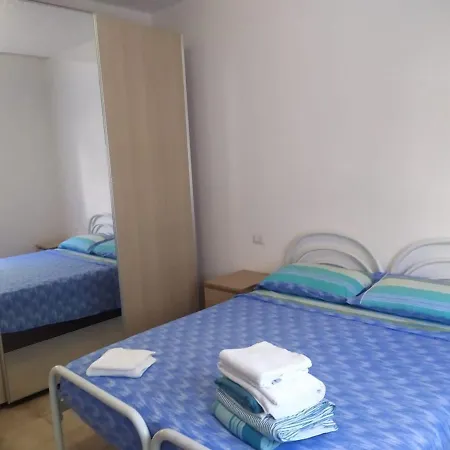 Casa Relax Con Parcheggio E Jacuzzi , Vicino Al Mare E Al Centro