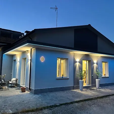 Casa Relax Con Parcheggio E Jacuzzi , Vicino Al Mare E Al Centro アパート ベラーリア・イジェア・マリーナ