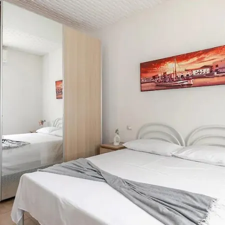 Casa Relax Con Parcheggio E Jacuzzi , Vicino Al Mare E Al Centro * Bellaria-Igea Marina