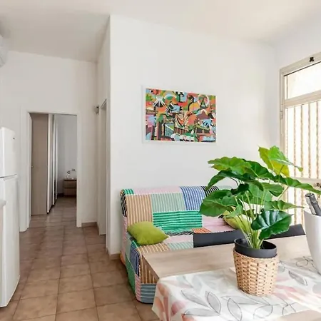 Casa Relax Con Parcheggio E Jacuzzi , Vicino Al Mare E Al Centro Apartment