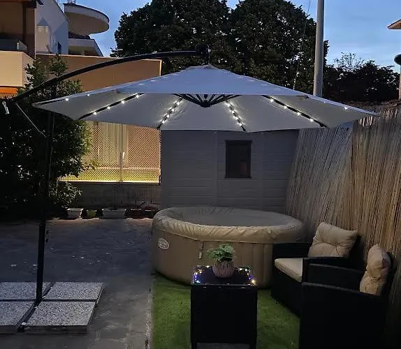 Casa Relax Con Parcheggio E Jacuzzi , Vicino Al Mare E Al Centro